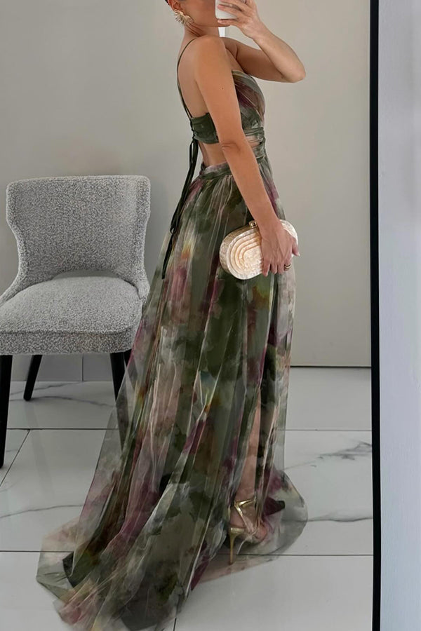Noventis - Flattering Floral Maxi Dress