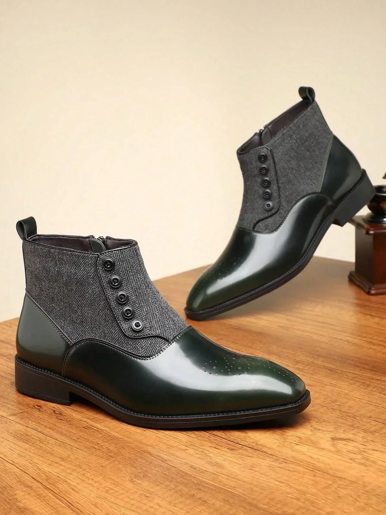 Noventis | Gerald Wentworth Chelsea Boots