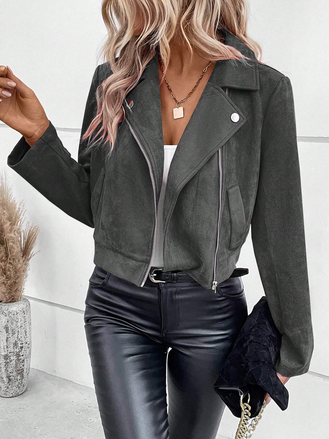 Noventis | Chic Leather Jacket